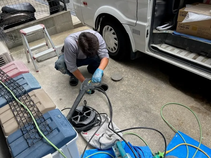 寝屋川市。U様邸リフォーム最終盤にやるべき排水設備メンテナンス