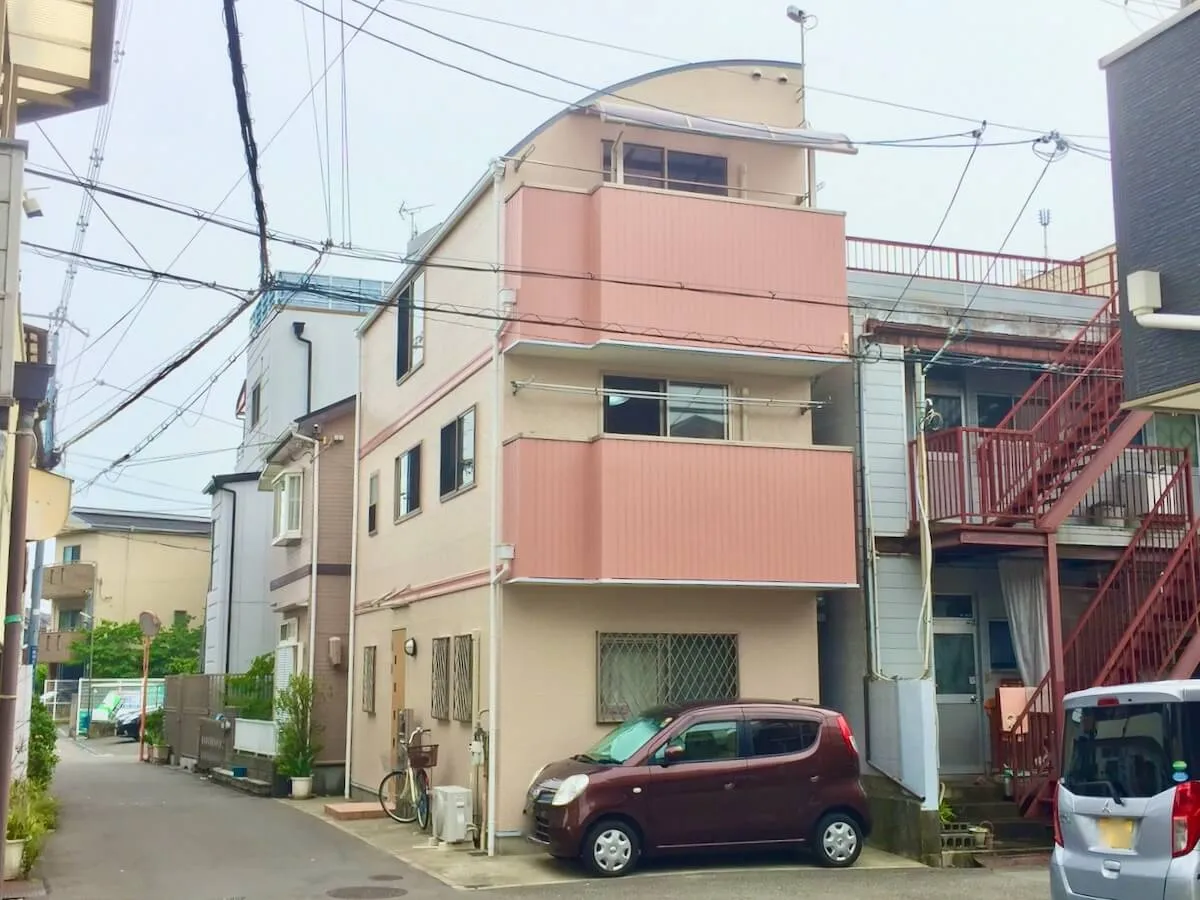 窯業サイディング貼りの３階建て住宅の外装全面リフレッシュ工事